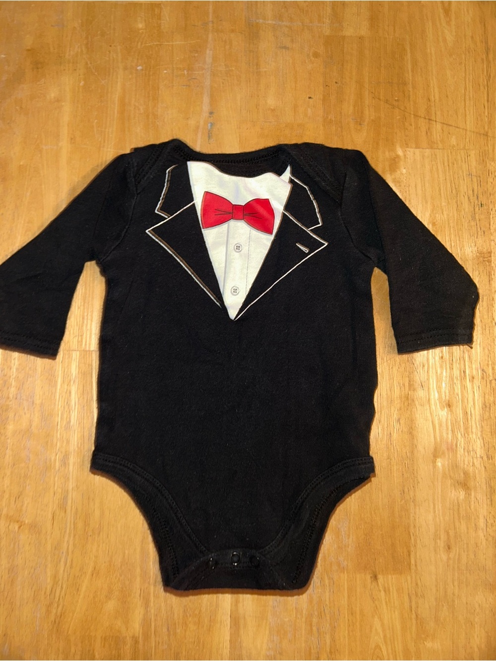 Baby boy 6-9 month onesie bodysuit tuxedo graphic